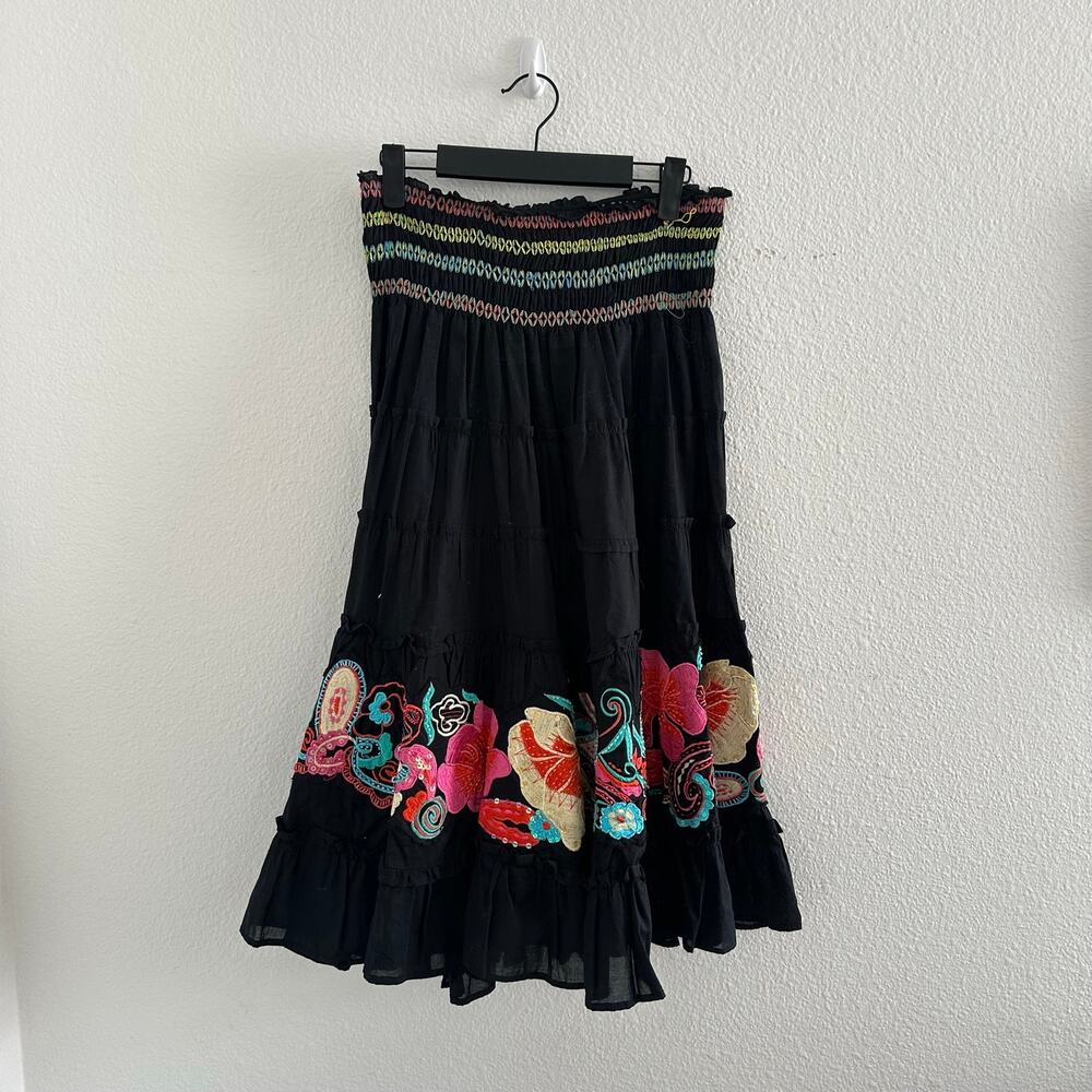 Floral Embroidered Boho Flowy Midi Skirt Black Size 2